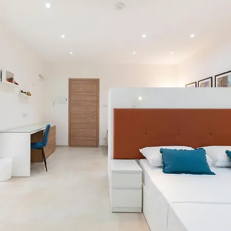 Apartment Fl56 - New 3storey House - Private Entrance & Roof Il-Furjana